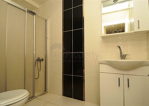 شقة بسعر مميز ضمن مجمع حديث في منطقة ماهموت لار – ألانيا