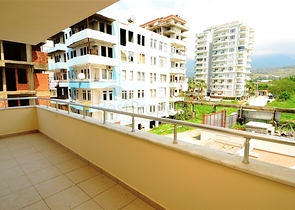 شقة بسعر مميز ضمن مجمع حديث في منطقة ماهموت لار – ألانيا