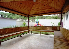 شقة بسعر مميز ضمن مجمع حديث في منطقة ماهموت لار – ألانيا