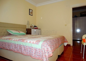 شقة ضمن مجمع على بعد 150 من البحر في منطقة محمودلار – ألانيا