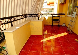 شقة ضمن مجمع على بعد 150 من البحر في منطقة محمودلار – ألانيا