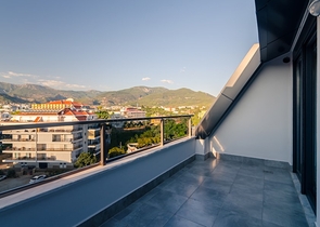 شقق وبنتهاوس ضمن مجمع حديث في منطقة أوبا – ألانيا