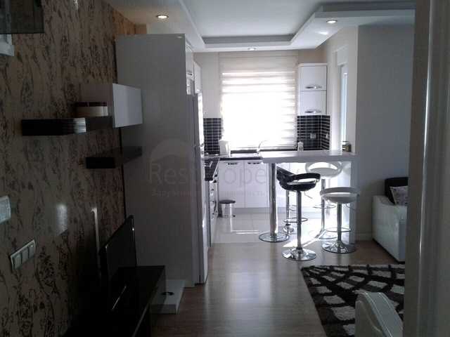 شقة مفروشة على بعد 250 متر من البحر في منطقة كونيالتي – أنطاليا