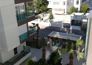 شقة مفروشة على بعد 250 متر من البحر في منطقة كونيالتي – أنطاليا