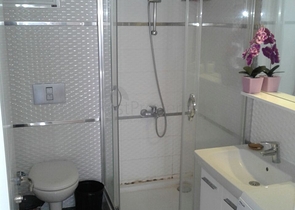 شقة مفروشة على بعد 250 متر من البحر في منطقة كونيالتي – أنطاليا