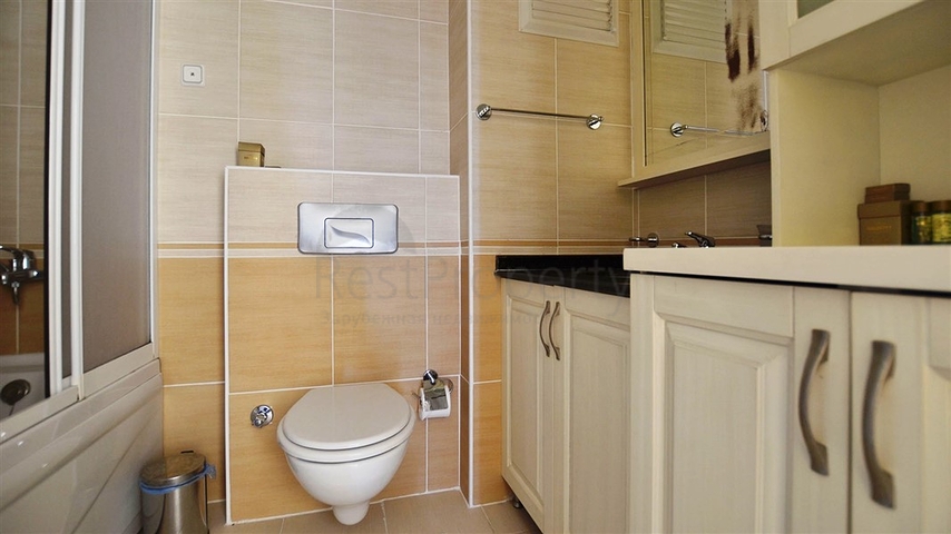 فيلا فاخرة بإطلالة جبلية وبحرية ساحرة ضمن مجمع رائع في منطقة كارجي جاك – ألانيا