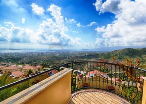 فيلا فاخرة بإطلالة جبلية وبحرية ساحرة ضمن مجمع رائع في منطقة كارجي جاك – ألانيا