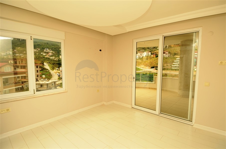 شقة بإطلالة جبلية خلابة في منطقة جيكجيلي – ألانيا