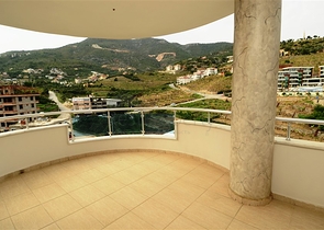 شقة بإطلالة جبلية خلابة في منطقة جيكجيلي – ألانيا