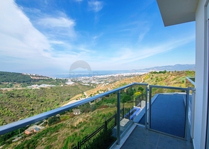 فيلا فاخرة بإطلالة بحرية وجبلية في منطقة كارجي جاك – ألانيا