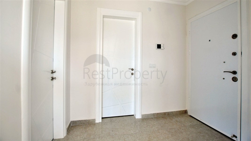 شقة بإطلالة جبلية ضمن مجمع حديث في منطقة محمود لار – ألانيا 