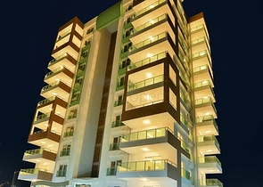 شقة بإطلالة جبلية ضمن مجمع حديث في منطقة محمود لار – ألانيا 