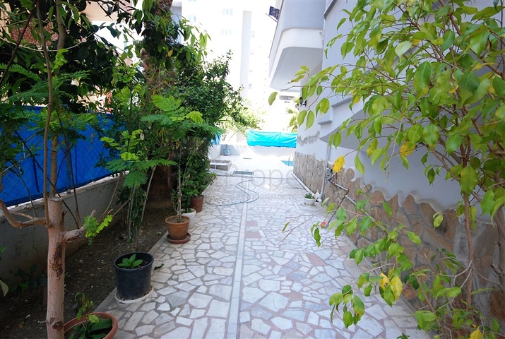 شقة مفروشة بسعر ممتاز في منطقة محمود لار – ألانيا