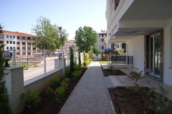 شقق بتخطيطات مختلفة ضمن مجمع حديث في منطقة كونيالتي – أنطاليا