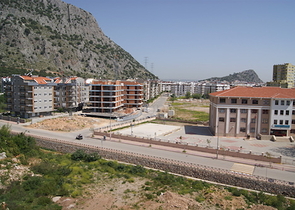 شقق بتخطيطات مختلفة ضمن مجمع حديث في منطقة كونيالتي – أنطاليا