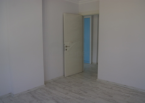 شقق بتخطيطات مختلفة ضمن مجمع حديث في منطقة كونيالتي – أنطاليا