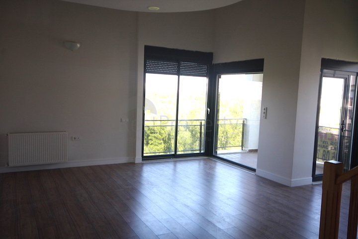 شقق بإطلالة خلابة على حدائق الصنوبر في منطقة كونيالتي – أنطاليا