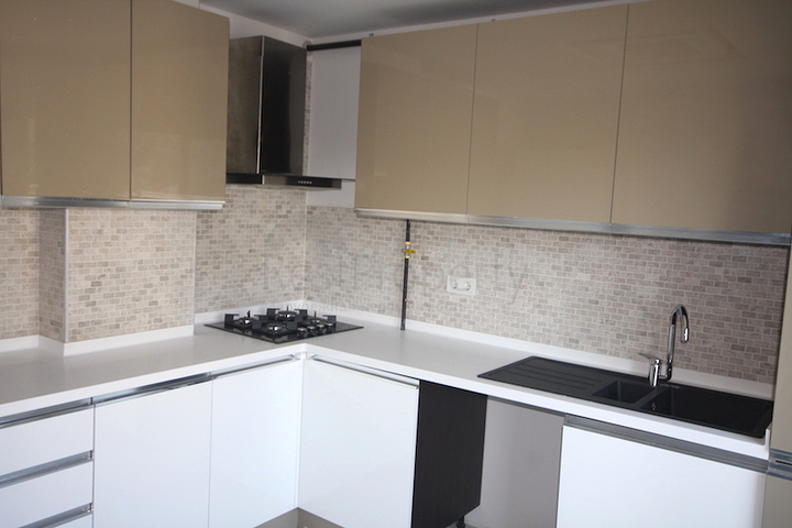 شقق بإطلالة خلابة على حدائق الصنوبر في منطقة كونيالتي – أنطاليا