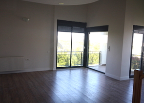 شقق بإطلالة خلابة على حدائق الصنوبر في منطقة كونيالتي – أنطاليا