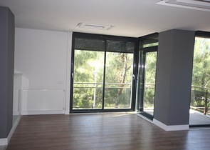 شقق بإطلالة خلابة على حدائق الصنوبر في منطقة كونيالتي – أنطاليا