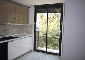 شقق بإطلالة خلابة على حدائق الصنوبر في منطقة كونيالتي – أنطاليا