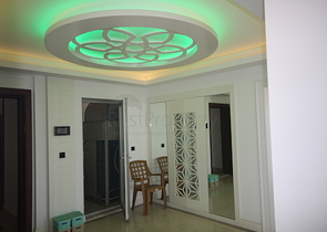 شقة فاخرة بإطلالة بانورامية على البحر في منطقة لارا – أنطاليا