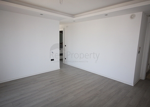 شقة فاخرة بإطلالة بانورامية على البحر في منطقة لارا – أنطاليا