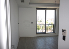 شقة فاخرة بإطلالة بانورامية على البحر في منطقة لارا – أنطاليا