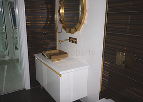 شقة فاخرة بإطلالة بانورامية على البحر في منطقة لارا – أنطاليا