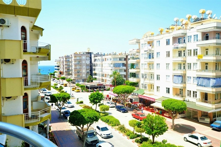 شقة مفروشة على بعد 200 متر من شاطئ البحر في منطقة محمود لار – ألانيا