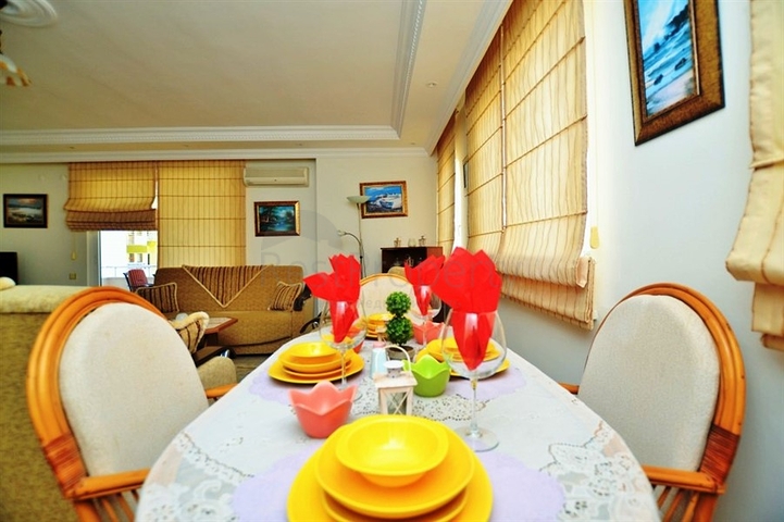 شقة مفروشة على بعد 200 متر من شاطئ البحر في منطقة محمود لار – ألانيا