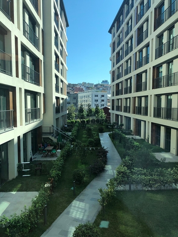 سكن فخم ومريح، بالقرب من ساحة تقسيم