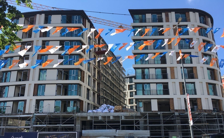 سكن فخم ومريح، بالقرب من ساحة تقسيم