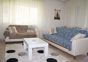 شقة مفروشة على بعد 500 متر من البحر في منطقة كونيالتي – أنطاليا