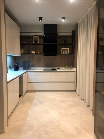 مجمع فلل حديثة قيد الإنشاء في منطقة كونيالتي – أنطاليا