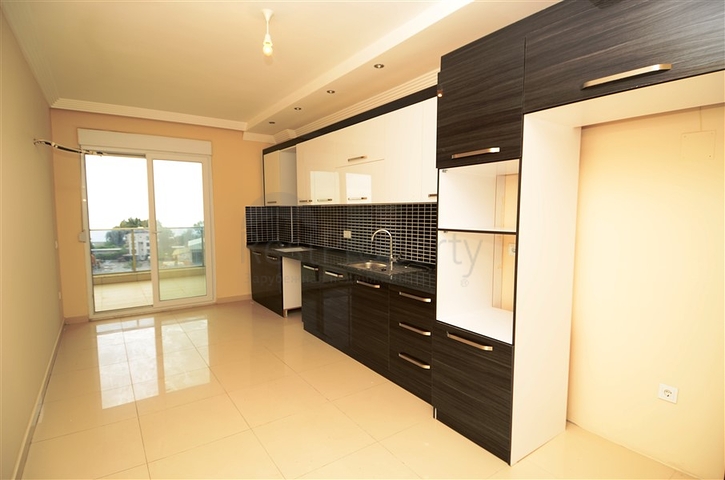 بنتهاوس بإطلالة بحرية ساحرة في منطقة كاستل – ألانيا