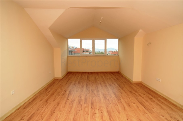 بنتهاوس بإطلالة بحرية ساحرة في منطقة كاستل – ألانيا