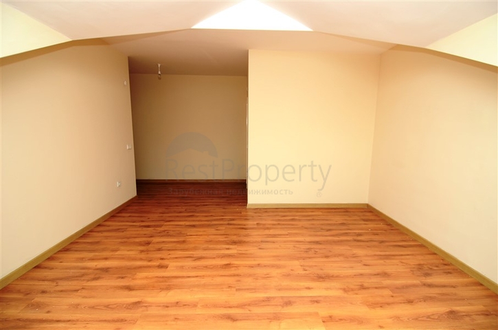 بنتهاوس بإطلالة بحرية ساحرة في منطقة كاستل – ألانيا