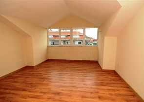 بنتهاوس بإطلالة بحرية ساحرة في منطقة كاستل – ألانيا