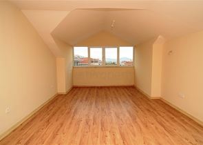 بنتهاوس بإطلالة بحرية ساحرة في منطقة كاستل – ألانيا