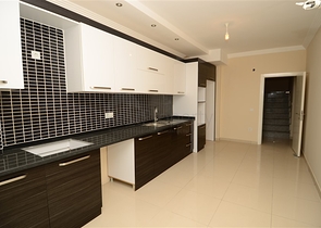 بنتهاوس بإطلالة بحرية ساحرة في منطقة كاستل – ألانيا