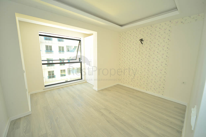 مشروع إستثماري حديث في وسط المدينة السياحية الأنيا