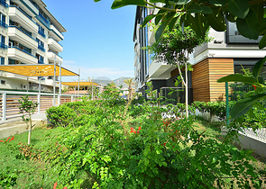 مشروع إستثماري حديث في وسط المدينة السياحية الأنيا