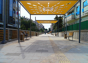 مشروع إستثماري حديث في وسط المدينة السياحية الأنيا