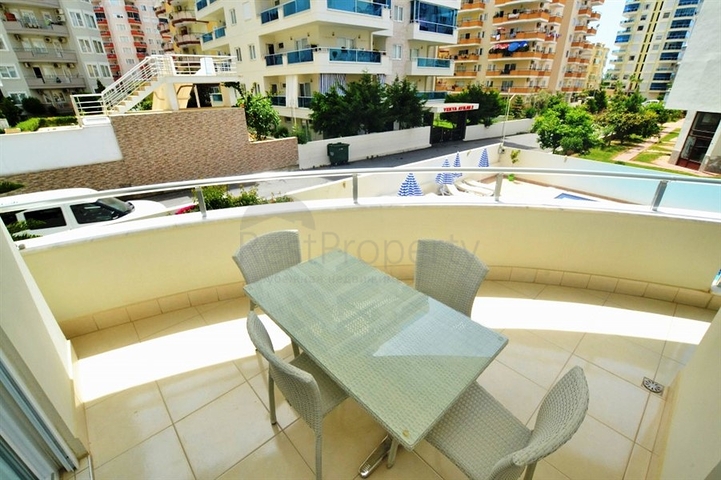 شقة مفروشة بغرفتي نوم في منطقة محمود لار – ألانيا