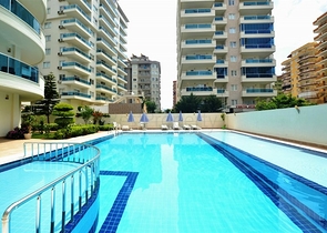 شقة مفروشة بغرفتي نوم في منطقة محمود لار – ألانيا