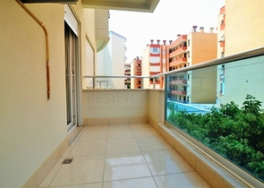 شقة مفروشة بغرفتي نوم في منطقة محمود لار – ألانيا