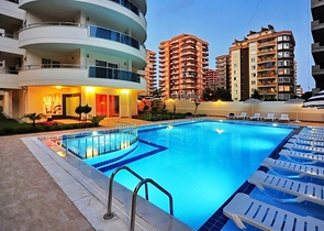 شقة مفروشة بغرفتي نوم في منطقة محمود لار – ألانيا