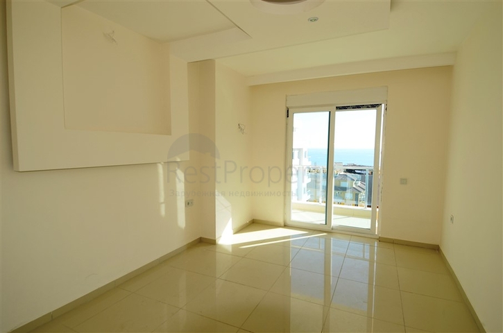 شقة بإطلالة بحرية خلابة في منطقة محمود لار – ألانيا