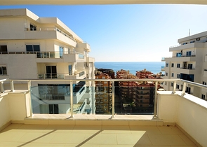 شقة بإطلالة بحرية خلابة في منطقة محمود لار – ألانيا